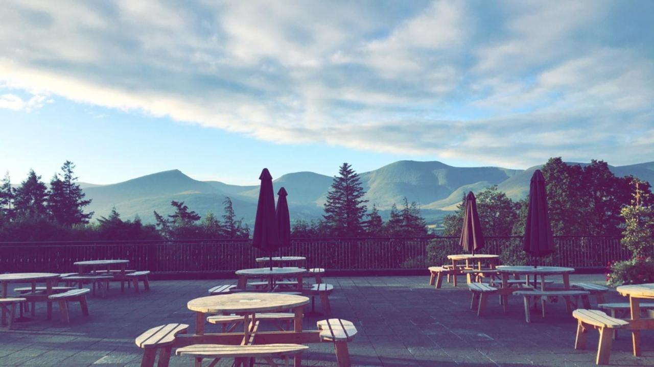 Aherlow House Hotel & Lodges エクステリア 写真