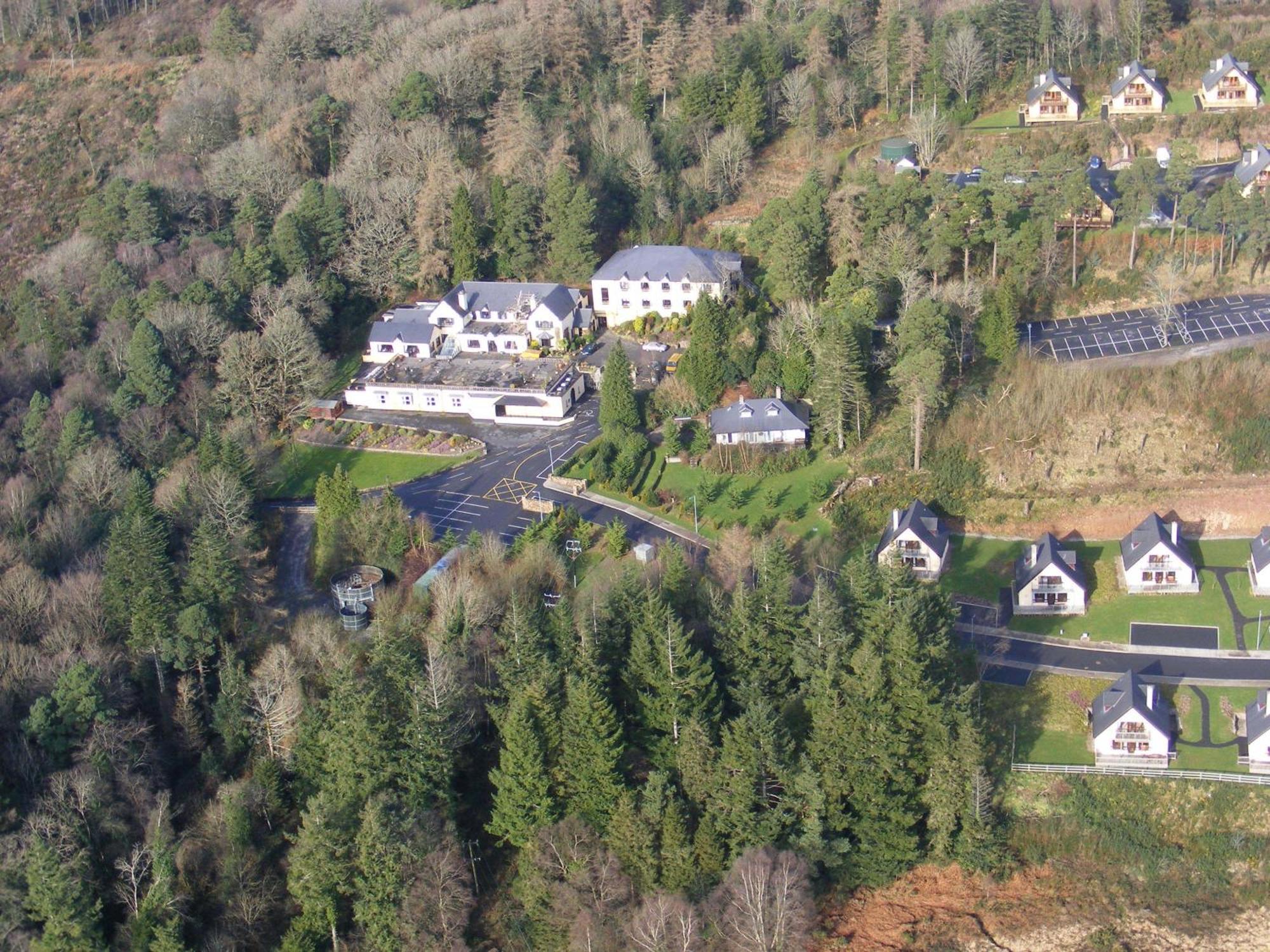 Aherlow House Hotel & Lodges エクステリア 写真
