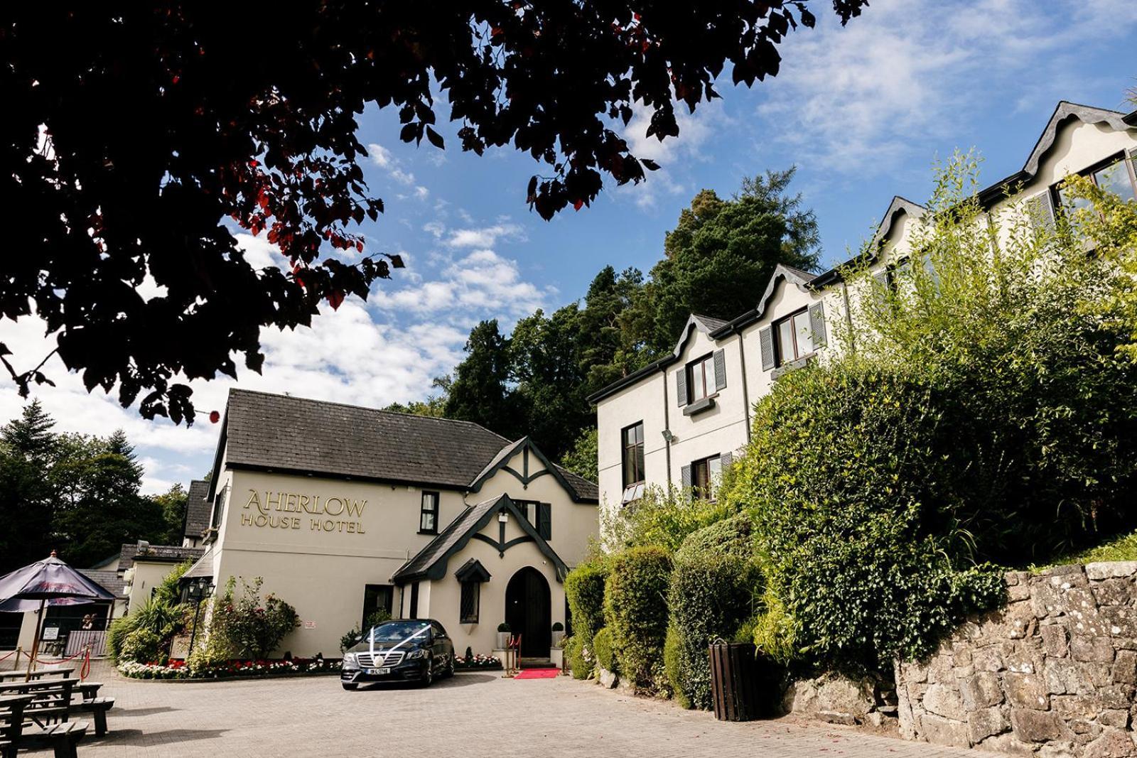 Aherlow House Hotel & Lodges エクステリア 写真